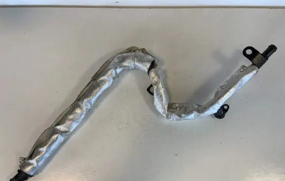 Audi Q5 SQ5 Engine coolant pipe/hose 06N121085E 80A819334AG