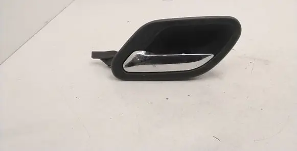 BMW 5 E39 Front door interior handle 8226049