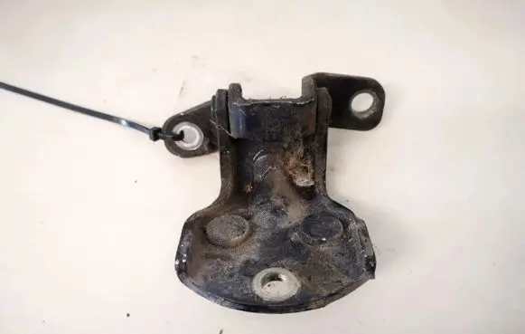 Mazda Xedos 9 Front door upper hinge