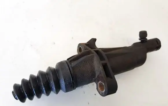 Peugeot Boxer Clutch master cylinder 1331559080