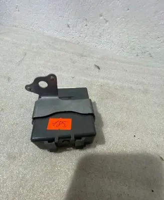 Toyota Avensis T270 Door control unit/module 8597020020 0515004140