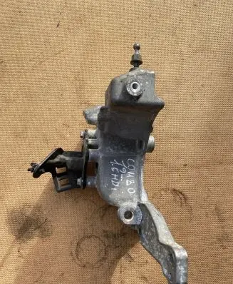 Opel Combo E Generator/alternator bracket 9808696680