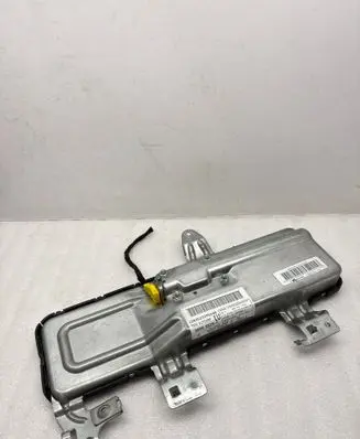Mercedes-Benz C W203 Front door airbag A2038602105 086389650