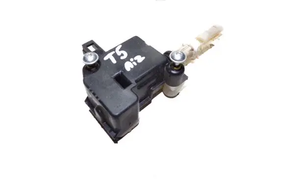 Volkswagen Transporter - Caravelle T5 Central locking motor 3B5827061C 3B0959781D