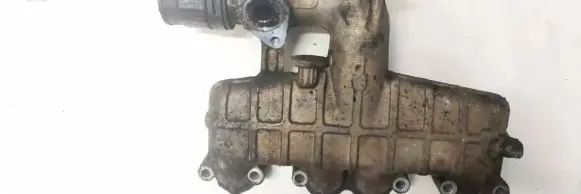 Volkswagen PASSAT B4 Intake manifold 028129711j