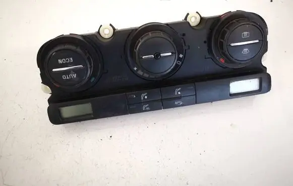Skoda Octavia Mk2 (1Z) Climate control unit 74793250 747-932-50