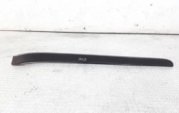 Audi A4 S4 B6 8E 8H Front door trim bar 8E0867409