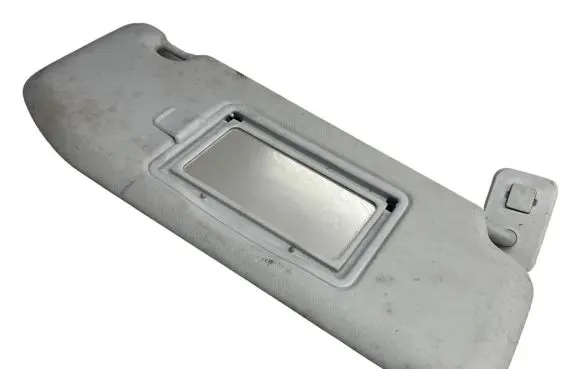 Peugeot 208 Sun visor
