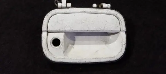 Mitsubishi Space Wagon Front door exterior handle MB632702