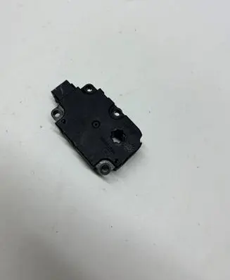 Mercedes-Benz C W205 Air flap motor/actuator T1002128B 20170111 ZBAT0074D00