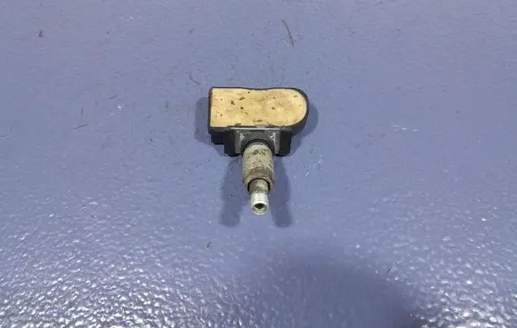Alfa Romeo Stelvio Tire pressure sensor A2C97145802