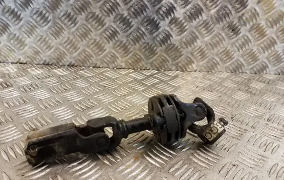 Subaru Outback (BS) Steering column universal joint