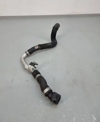 BMW 1 F40 Engine coolant pipe/hose 8658488