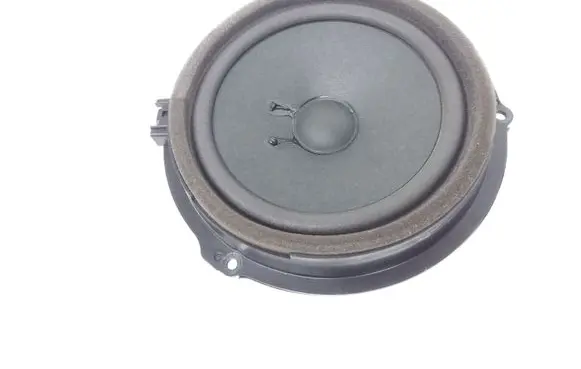 Ford Focus Front door speaker AA6T18808AA