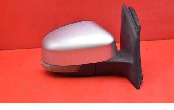 Ford Focus Front door electric wing mirror 034550