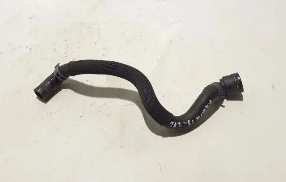Skoda Kamiq Engine coolant pipe/hose 2Q0122157B