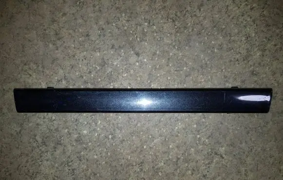 BMW 5 E39 Dashboard glove box trim 51168185256