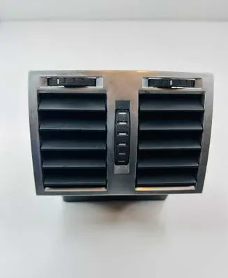 Skoda Superb B5 (3U) Dash center air vent grill 3U0819203E
