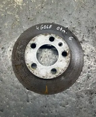 Volkswagen Golf IV Rear brake disc
