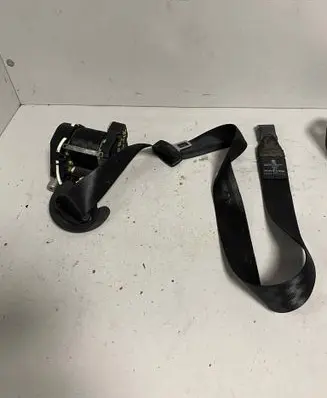 Volkswagen Touran I Front seatbelt 1T1857706 65591