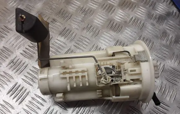 Toyota Avensis Verso In-tank fuel pump NOCODE