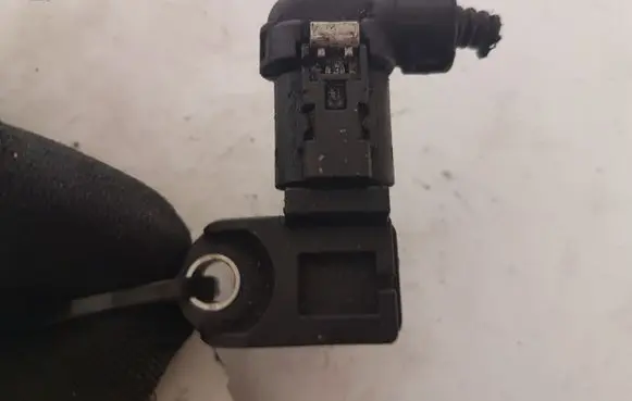 BMW 5 E60 E61 Air pressure sensor 780474201