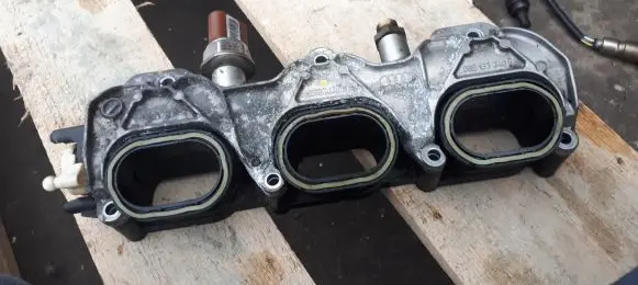 Audi Q5 SQ5 Intake manifold 06E133109AS