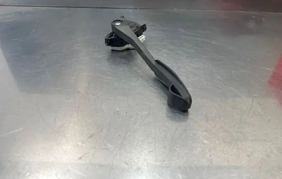 Volvo XC90 Accelerator throttle pedal 6PV00853704 8634697