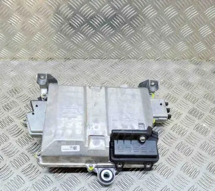 Tesla Model 3 Air suspension control unit module (rear) 110033400E