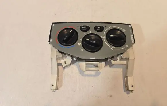 Opel Vivaro Climate control unit W964384Z