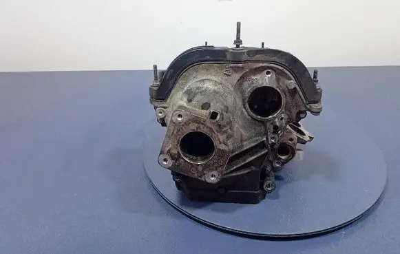 Engine head