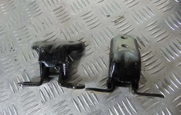 Hyundai i30 Rear door hinge set 