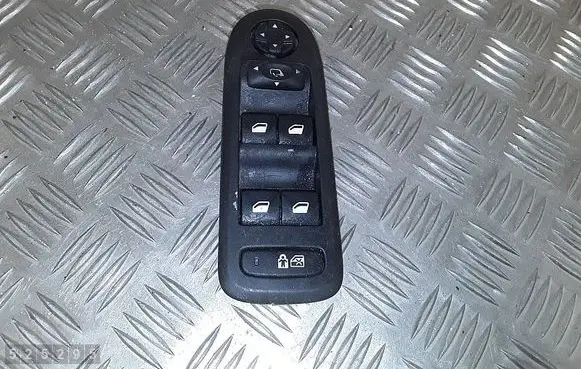 Citroen C5 Electric window control switch 96660257XT