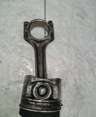 Jeep Grand Cherokee (WJ) Piston with connecting rod 98905