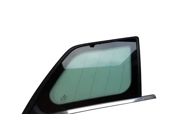 Jeep Grand Cherokee (WK) Rear side window 55396308AA 55396306AA