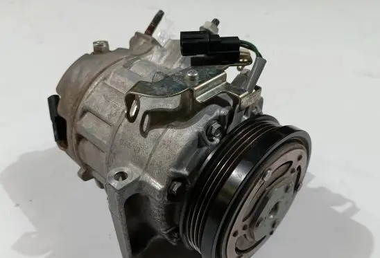 Ford Explorer VI Air conditioning (A/C) compressor (pump) L1MH-19D629-AB