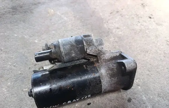 Volkswagen Crafter Starter motor 0001125055