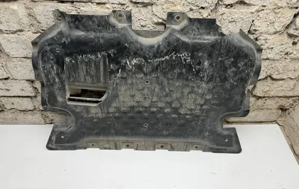 Mercedes-Benz GLC X253 C253 Engine splash shield/under tray A2055201600
