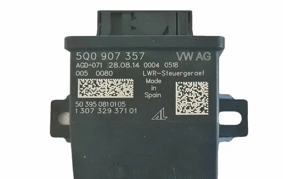 Volkswagen Polo VI Light module LCM 5q0907357
