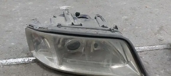 Audi A6 S6 C6 4F Headlight/headlamp 14847400