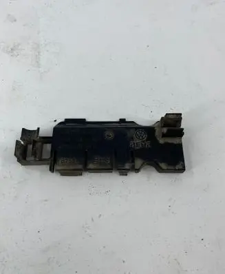 Volkswagen Transporter - Caravelle T5 Other engine part 7H0422847A B7561 PA66GF30