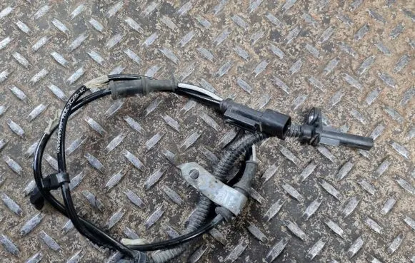 Ford Mustang VI ABS brake wheel speed sensor FR3C2C205AC