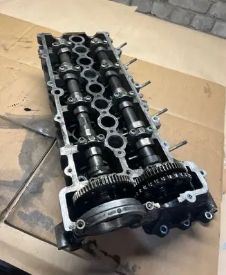 BMW 1 E81 E87 Engine head 7787521