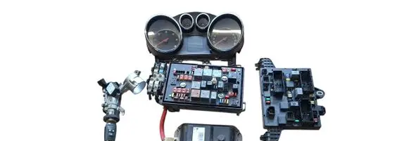 Engine ECU kit and lock set