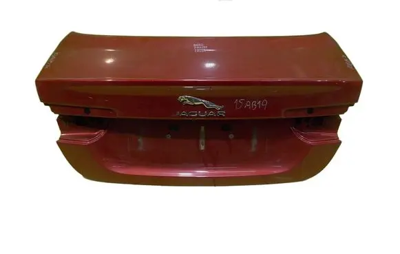 Jaguar XE Tailgate/trunk/boot lid 15AB19