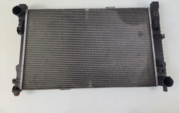 Mercedes-Benz CLK A209 C209 Coolant radiator A2035003903