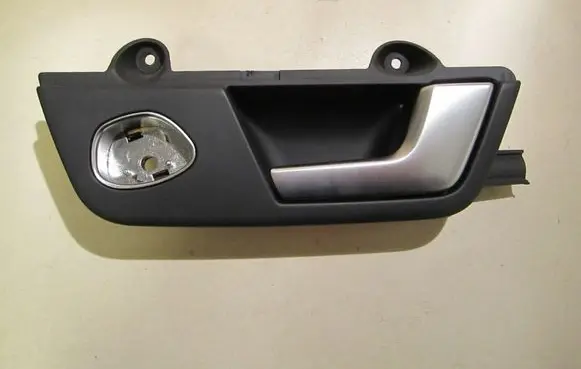Audi A4 S4 B7 8E 8H Rear door interior handle 8E0839020