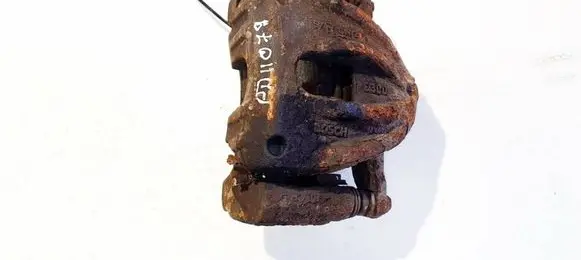 Toyota Avensis T250 Front brake caliper 