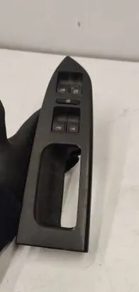 Volkswagen Touran I Front door window switch trim 1T1867371H