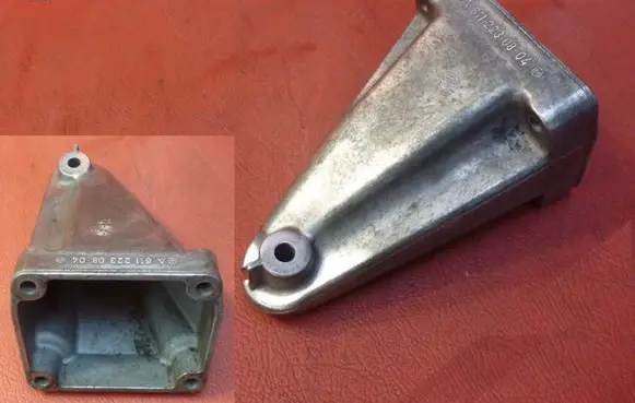 Mercedes-Benz C W203 Engine mounting bracket A6112230704